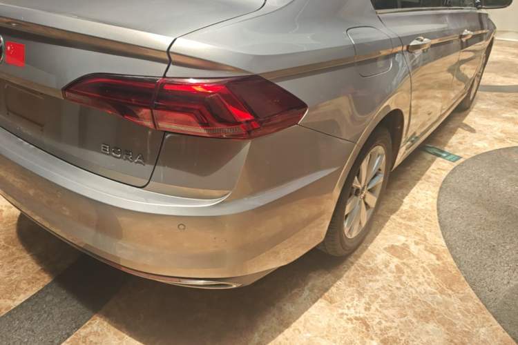Used Volkswagen Bora 2021 1.5L Manual Comfort Smart Connect Edition Exterior 3