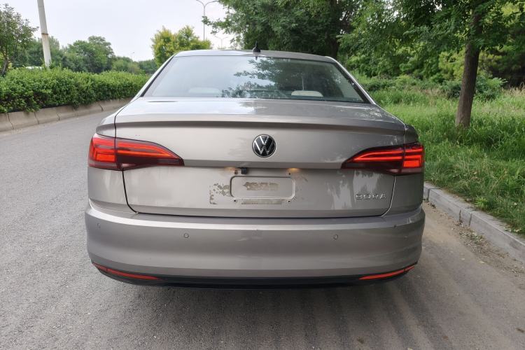 Used Volkswagen Bora 2021 1.5L Manual Fashion Smart Connect Edition Exterior 5