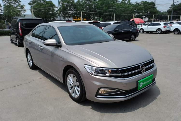 Used Volkswagen Bora 2021 1.5L Automatic Elite Smart Connect Edition Front Right 45 Deg