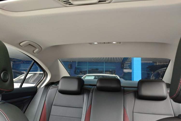 Used Volkswagen Bora 2021 1.5L Automatic Elite Smart Connect Edition Headliner
