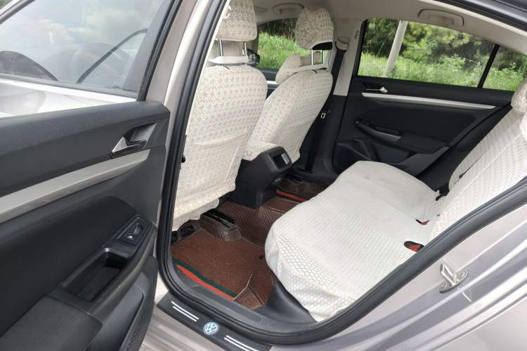 Used Volkswagen Bora 2021 1.5L Manual Fashion Smart Connect Edition Interior 2