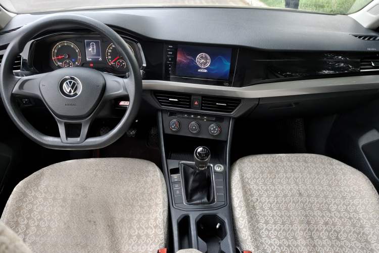 Used Volkswagen Bora 2021 1.5L Manual Fashion Smart Connect Edition Interior 3