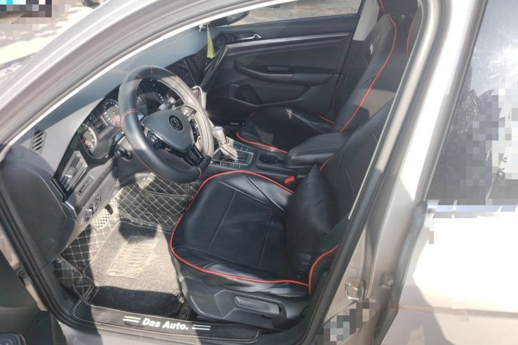 Used Volkswagen Bora 2021 1.5L Automatic Elite Smart Connect Edition Left Front Seat