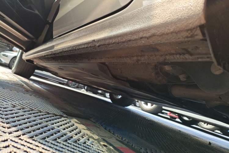 Used Volkswagen Bora 2021 1.5L Automatic Elite Smart Connect Edition Left Side Sill