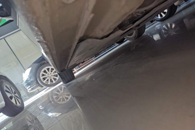 Used Volkswagen Bora 2021 1.5L Automatic Comfort Smart Connect Edition Left Side Sill
