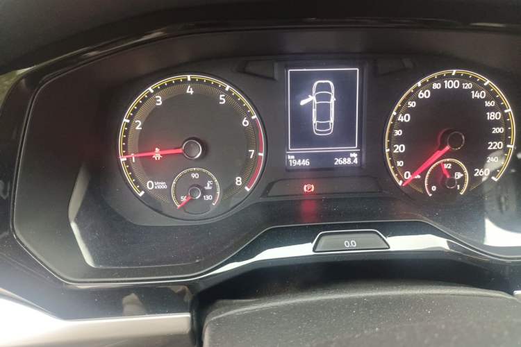 Used Volkswagen Bora 2021 1.5L Automatic Fashionable Smart Connectivity Version Odometer Close Up