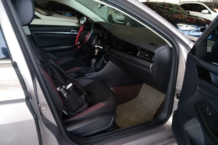 Used Volkswagen Bora 2021 1.5L Automatic Comfort Smart Connect Edition Right Front Seat