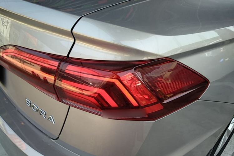 Used Volkswagen Bora 2021 1.5L Automatic Comfort Smart Connect Edition Right Rear Taillight