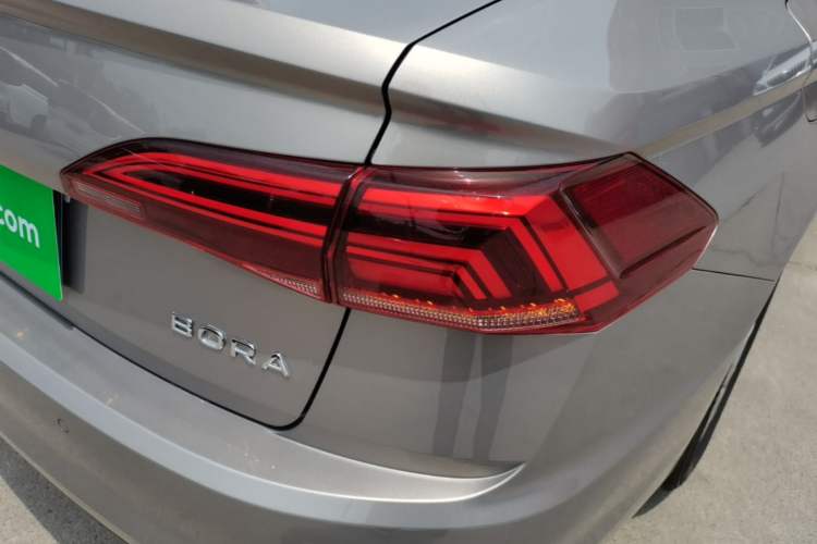 Used Volkswagen Bora 2021 1.5L Automatic Elite Smart Connect Edition Right Rear Taillight