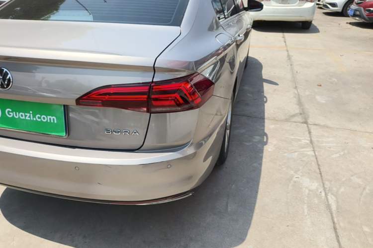 Used Volkswagen Bora 2021 1.5L Automatic Elite Smart Connect Edition Right Rear Taillight