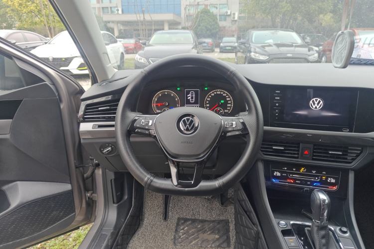 Used Volkswagen Bora 2021 1.5L Automatic Elite Smart Connect Edition Steering Wheel