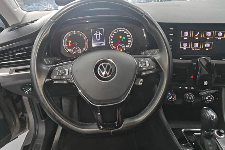 Used Volkswagen Bora 2021 1.5L Automatic Comfort Smart Connect Edition Steering Wheel