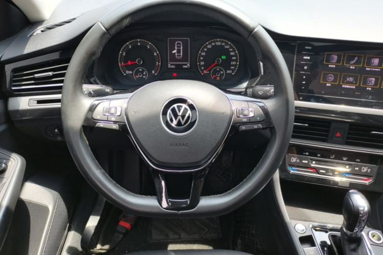 Used Volkswagen Bora 2021 1.5L Automatic Elite Smart Connect Edition Steering Wheel