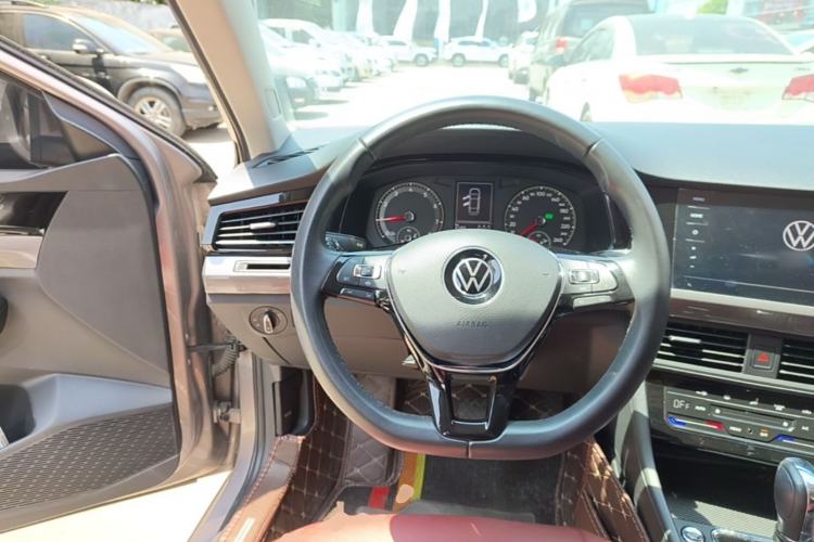 Used Volkswagen Bora 2021 1.5L Automatic Elite Smart Connect Edition Steering Wheel
