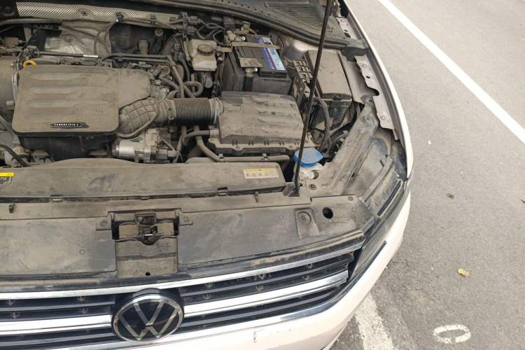 Used Volkswagen Bora 2021 1.5L Automatic Elite Smart Connect Edition Engine Bay Left