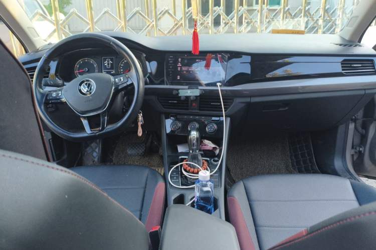 Used Volkswagen Bora 2021 1.5L Automatic Comfort Smart Connect Edition Center Console