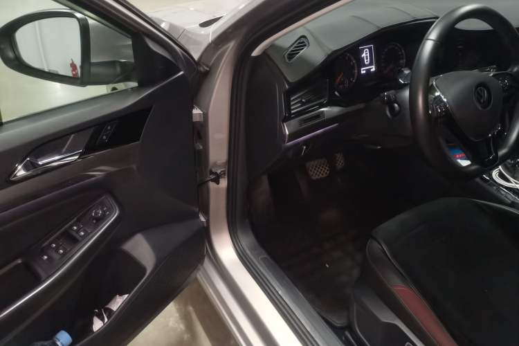 Used Volkswagen Bora 2021 1.5L Automatic Comfort Smart Connect Edition Driver Seat
