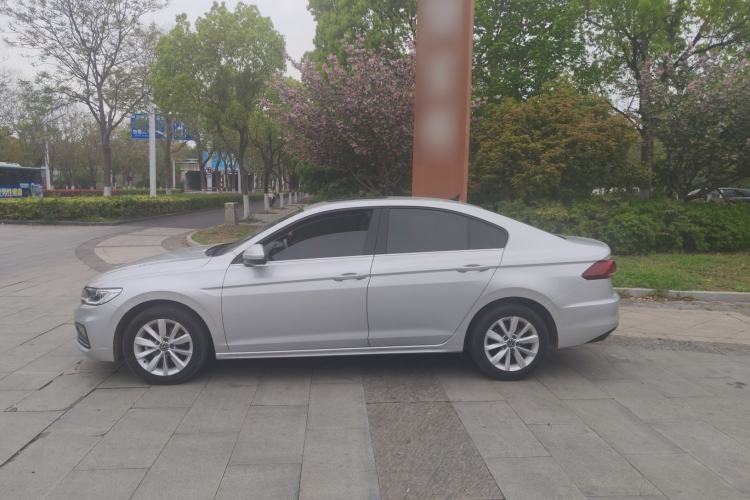 Used Volkswagen Bora 2021 1.5L Automatic Comfort Smart Connect Edition Exterior 2
