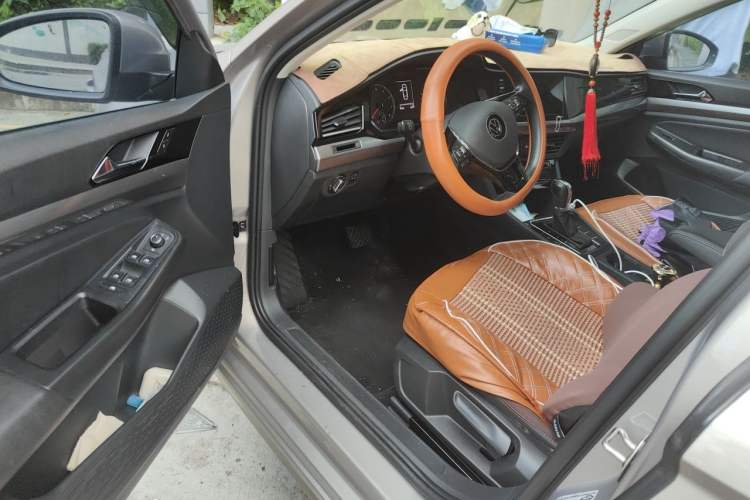 Used Volkswagen Bora 2021 1.5L Automatic Comfort Smart Connect Edition Interior 3