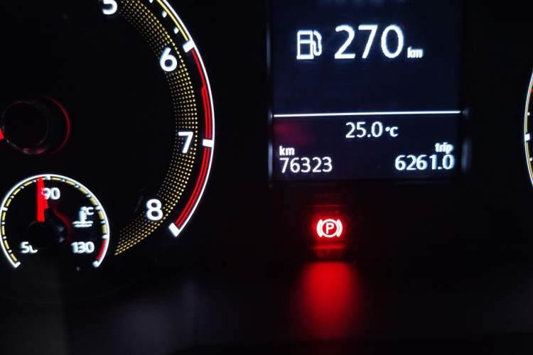 Used Volkswagen Bora 2021 1.5L Automatic Fashionable Smart Connectivity Version Odometer Close Up