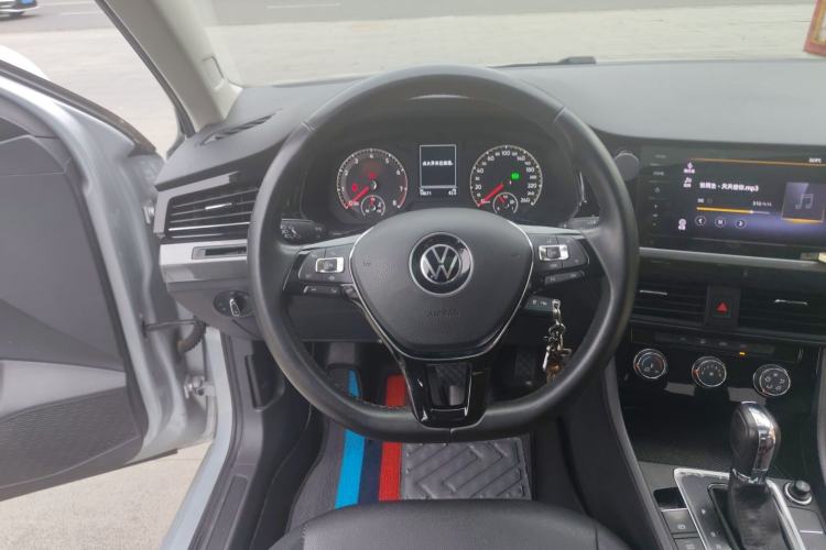 Used Volkswagen Bora 2021 1.5L Automatic Comfort Smart Connect Edition Steering Wheel