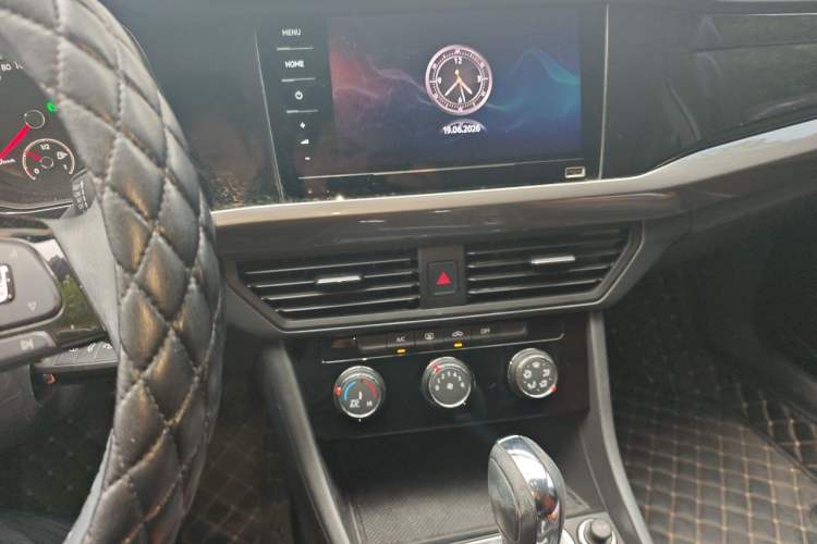 Used Volkswagen Bora 2021 1.5L Automatic Comfort Smart Connect Edition Audio And AC Panel
