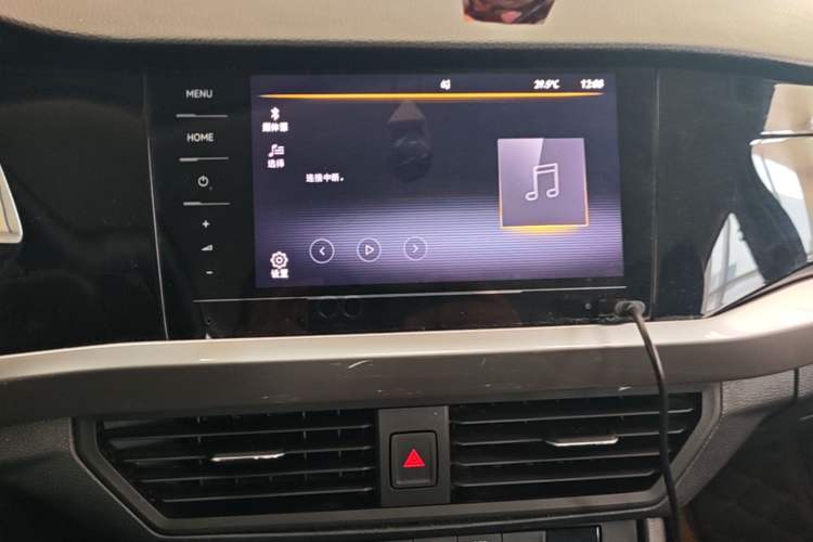 Used Volkswagen Bora 2021 1.5L Automatic Fashionable Smart Connectivity Version Audio And AC Panel