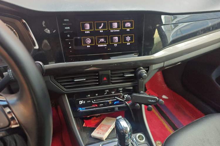 Used Volkswagen Bora 2021 280TSI DSG Elite Smart Connectivity Version Audio And AC Panel