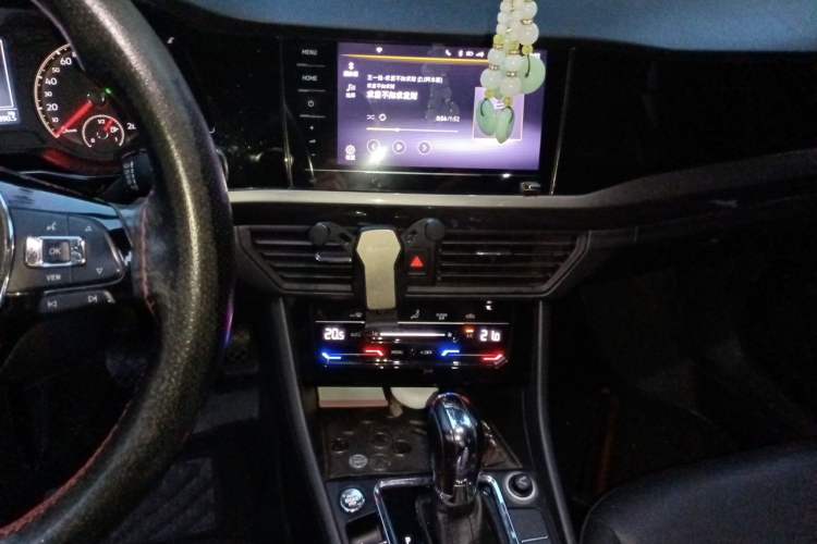 Used Volkswagen Bora 2021 1.5L Automatic Comfort Smart Connect Edition Audio And AC Panel