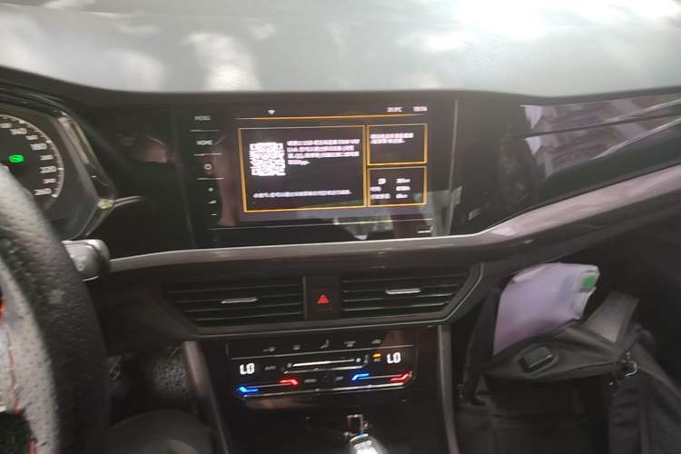 Used Volkswagen Bora 2021 280TSI DSG Elite Smart Connectivity Version Audio And AC Panel