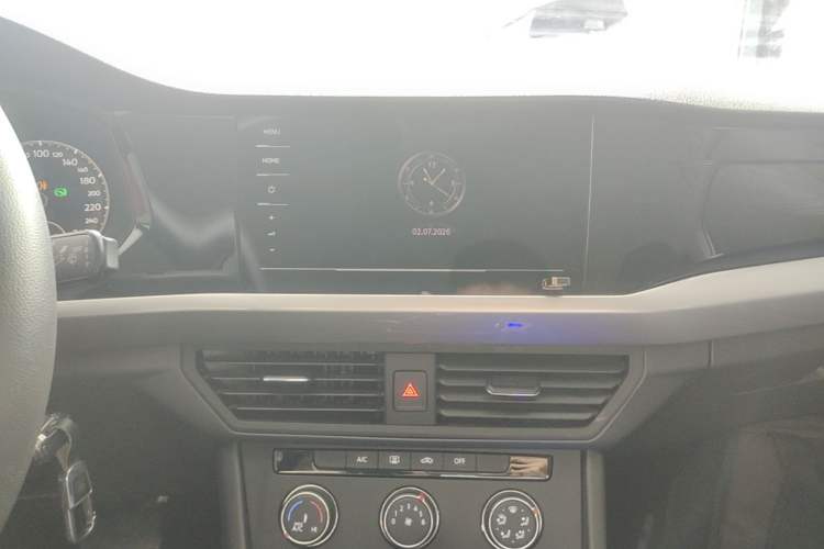 Used Volkswagen Bora 2021 1.5L Automatic Fashionable Smart Connectivity Version Audio And AC Panel
