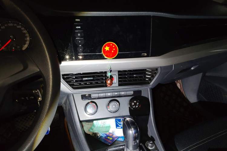 Used Volkswagen Bora 2021 1.5L Automatic Fashionable Smart Connectivity Version Audio And AC Panel