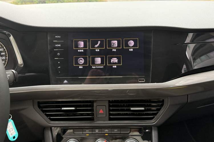 Used Volkswagen Bora 2021 1.5L Automatic Comfort Smart Connect Edition Audio And AC Panel