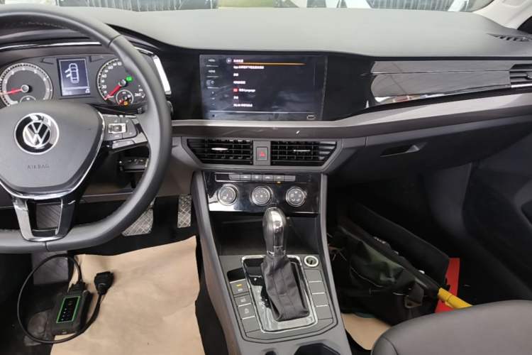 Used Volkswagen Bora 2021 1.5L Automatic Comfort Smart Connect Edition Audio And AC Panel