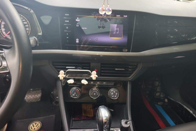 Used Volkswagen Bora 2021 1.5L Automatic Comfort Smart Connect Edition Audio And AC Panel