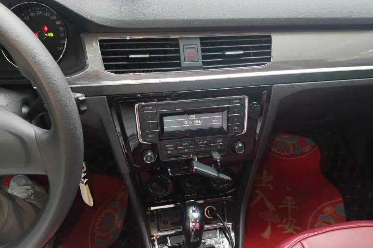 Used Volkswagen Bora 2021 1.5L Automatic Comfort Smart Connect Edition Audio And AC Panel