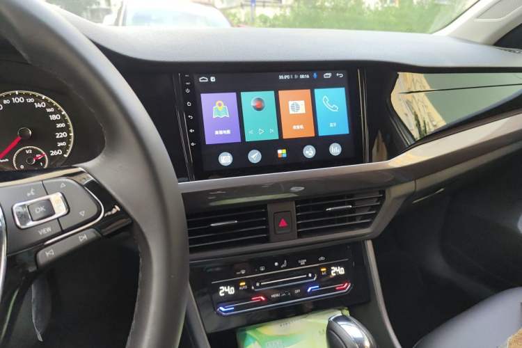 Used Volkswagen Bora 2021 1.5L Automatic Elite Smart Connect Edition Audio And AC Panel