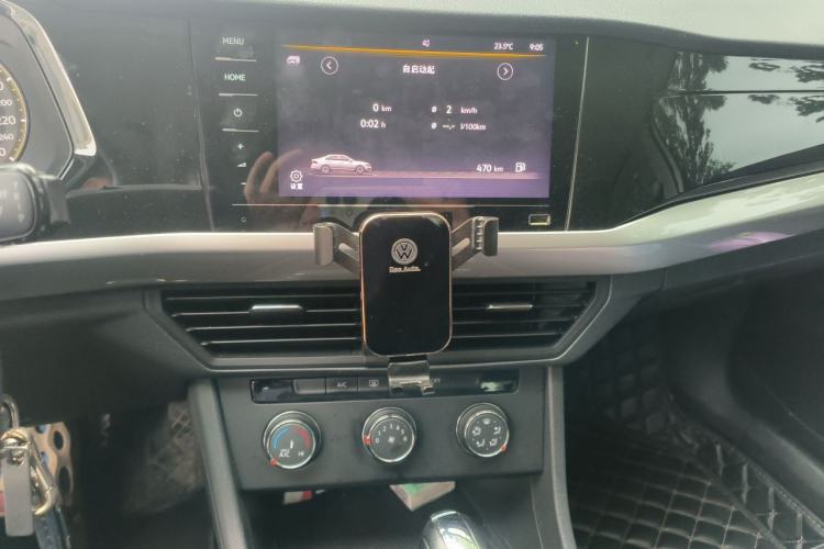Used Volkswagen Bora 2021 1.5L Automatic Fashionable Smart Connectivity Version Audio And AC Panel