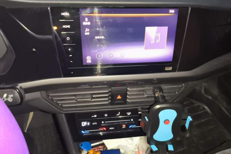 Used Volkswagen Bora 2021 1.5L Automatic Elite Smart Connect Edition Audio And AC Panel