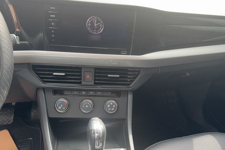 Used Volkswagen Bora 2021 1.5L Automatic Fashionable Smart Connectivity Version Audio And AC Panel