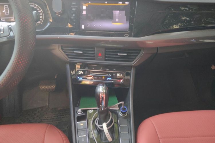 Used Volkswagen Bora 2021 1.5L Automatic Elite Smart Connect Edition Audio And AC Panel