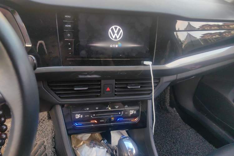 Used Volkswagen Bora 2021 280TSI DSG Elite Smart Connectivity Version Audio And AC Panel