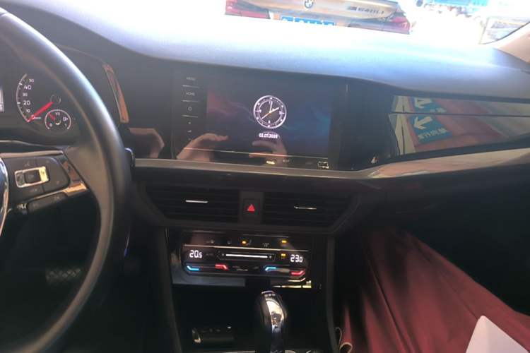Used Volkswagen Bora 2021 280TSI DSG Elite Smart Connectivity Version Audio And AC Panel