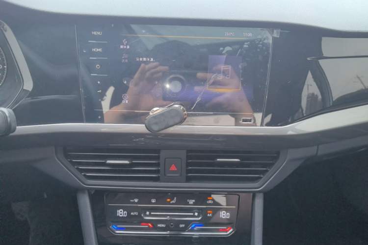 Used Volkswagen Bora 2021 280TSI DSG Elite Smart Connectivity Version Audio And AC Panel