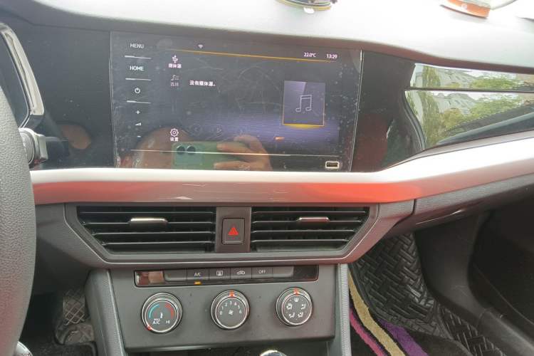 Used Volkswagen Bora 2021 1.5L Automatic Fashionable Smart Connectivity Version Audio And AC Panel