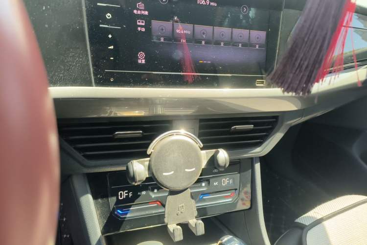 Used Volkswagen Bora 2021 280TSI DSG Elite Smart Connectivity Version Audio And AC Panel