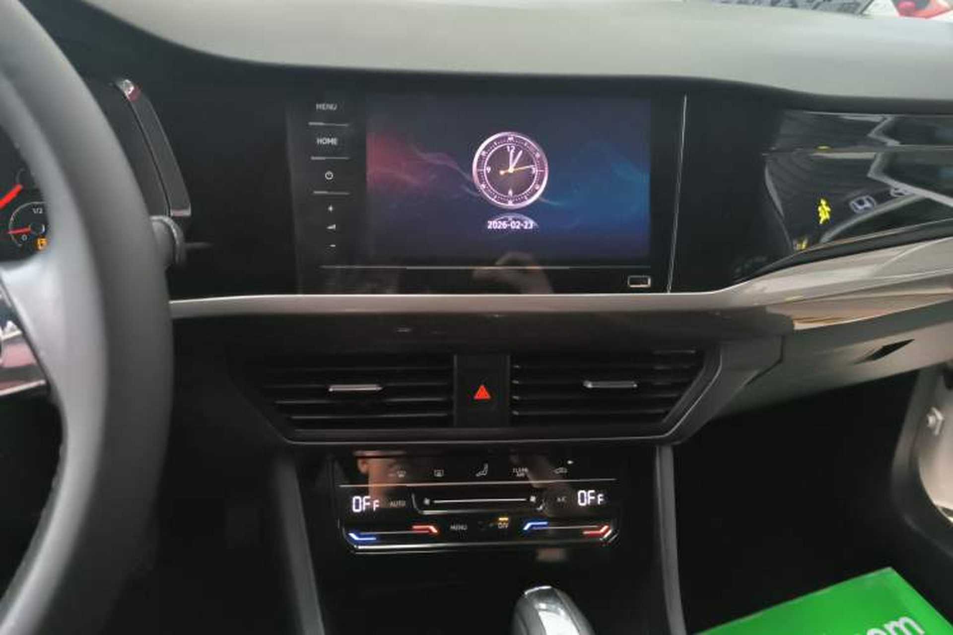 Used Volkswagen Bora 2021 1.5L Automatic Elite Smart Connect Edition Audio And AC Panel