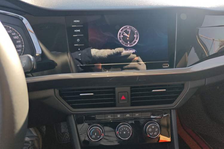 Used Volkswagen Bora 2021 1.5L Automatic Comfort Smart Connect Edition Audio And AC Panel