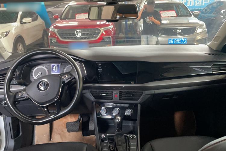 Used Volkswagen Bora 2021 1.5L Automatic Comfort Smart Connect Edition Audio And AC Panel