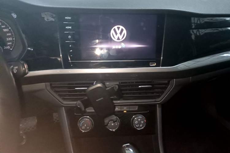Used Volkswagen Bora 2021 1.5L Automatic Comfort Smart Connect Edition Audio And AC Panel